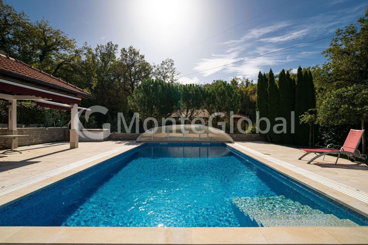 House in Kotor, Montenegro, 380 m² - picture 14