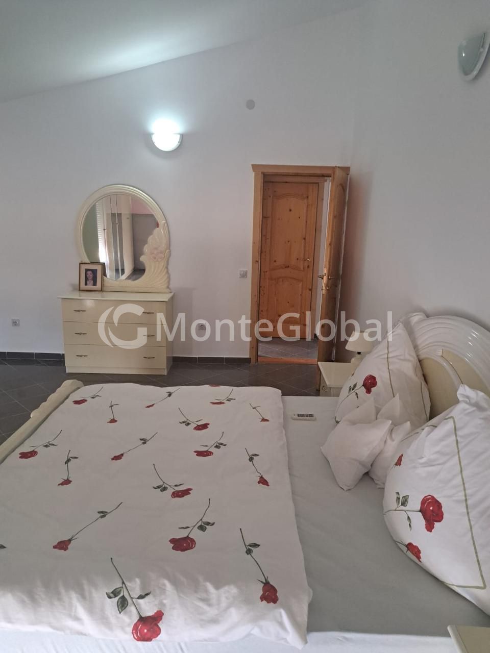 House in Sutomore, Montenegro, 355 m² - picture 15