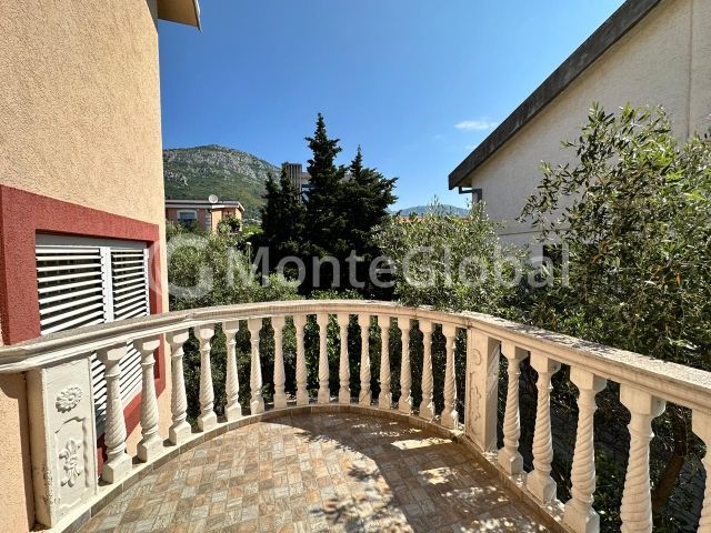 Haus in Bar, Montenegro, 1 000 m² - Foto 16