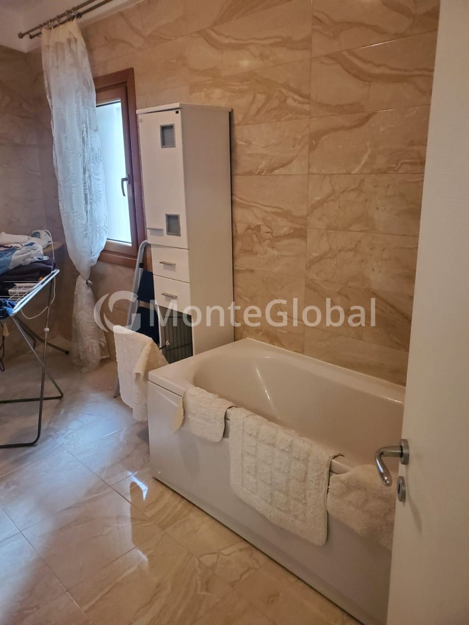 Appartamento a Rafailovici, Montenegro, 107 m² - foto 17