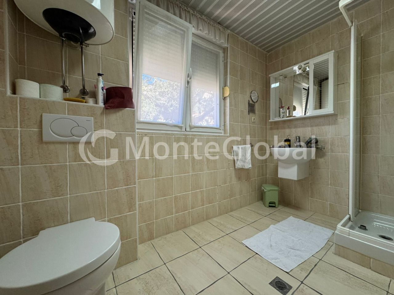 Flat in Becici, Montenegro, 228 m² - picture 17