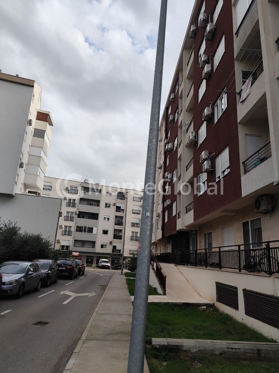 Piso en Podgorica, Montenegro, 66 m² - imagen 17