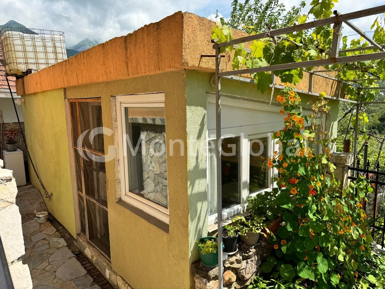 House in Bar, Montenegro, 150 m² - picture 19