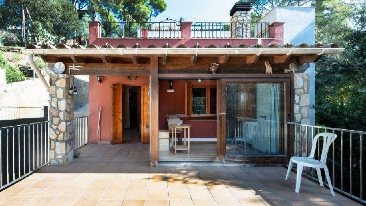 Maison à Tamariu, Espagne, 258 m² - image 1