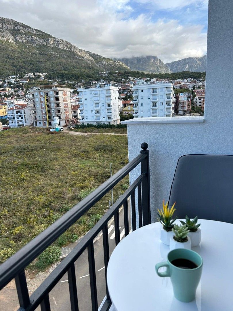 Flat in Bar, Montenegro, 35 m² - picture 8