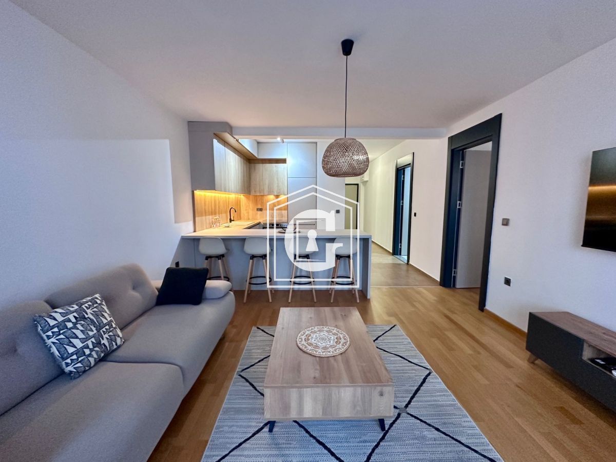 Apartment in Sveti Stefan, Montenegro, 67 m² - picture 2