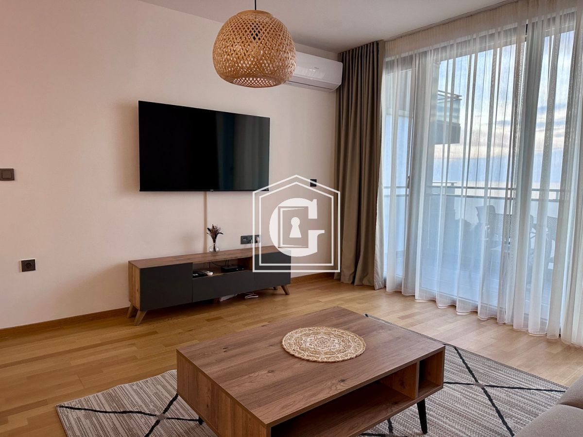 Apartment in Sveti Stefan, Montenegro, 67 m² - picture 11