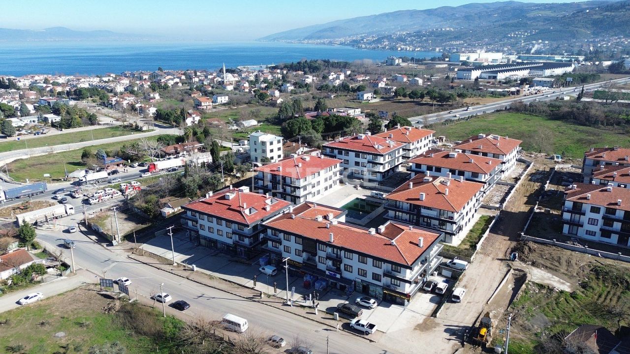 Boutique Altınova, Turquie, 20 m² - image 1