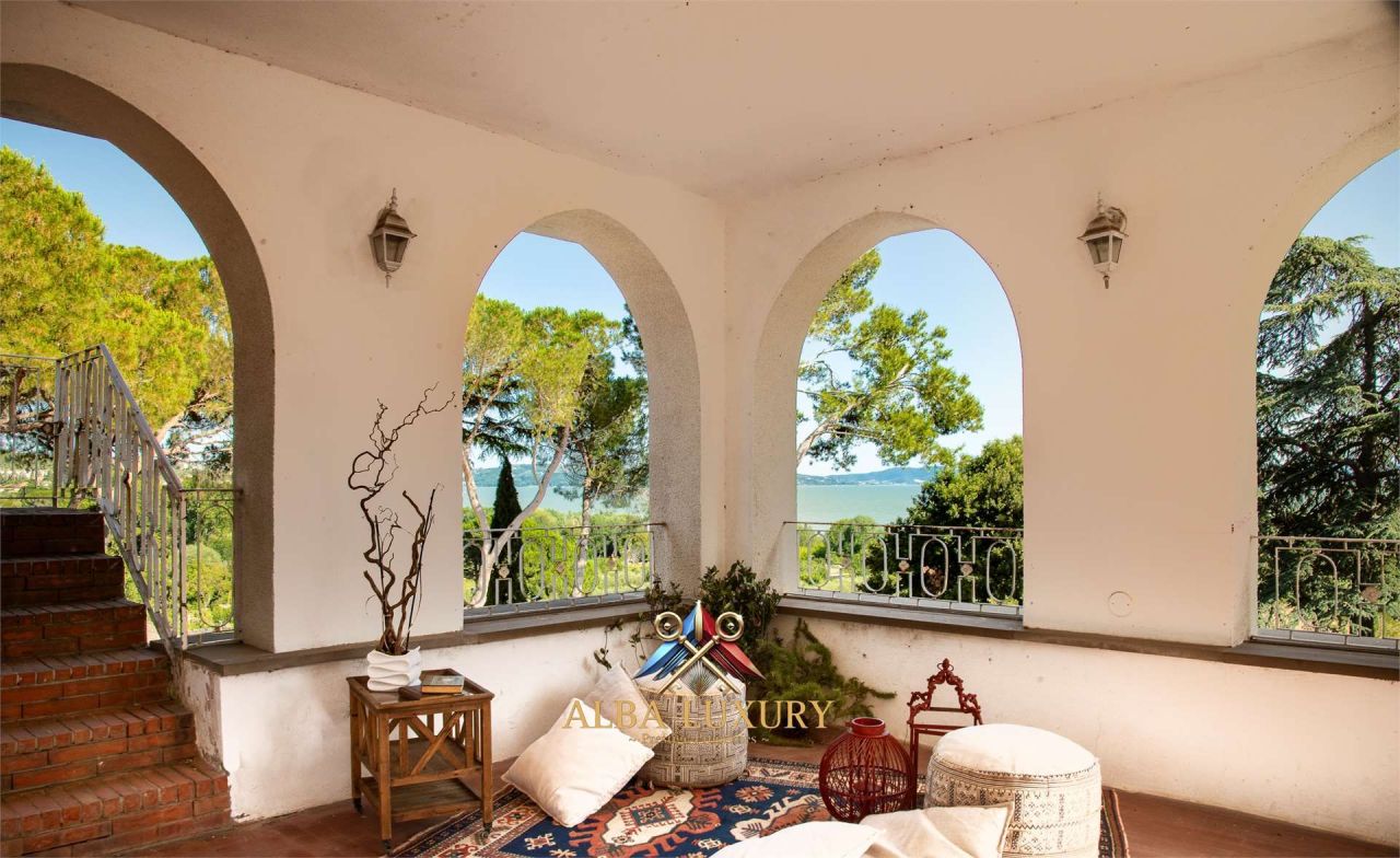 Villa a Passignano sul Trasimeno, Italia, 1 600 m² - foto 6