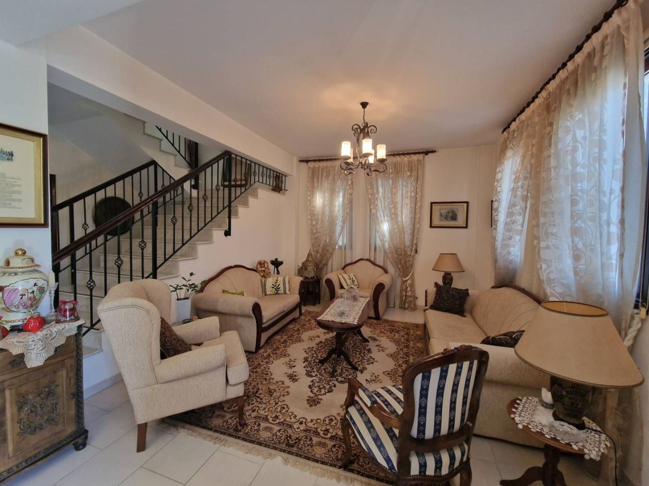 Casa a Larnaca, Cipro, 276 m² - foto 2