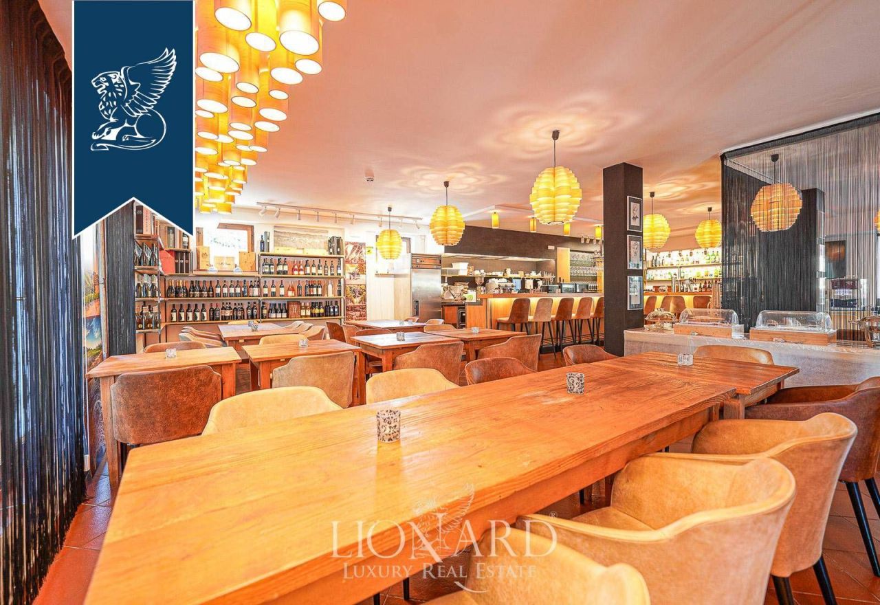 Hotel en Greve in Chianti, Italia, 800 m² - imagen 3