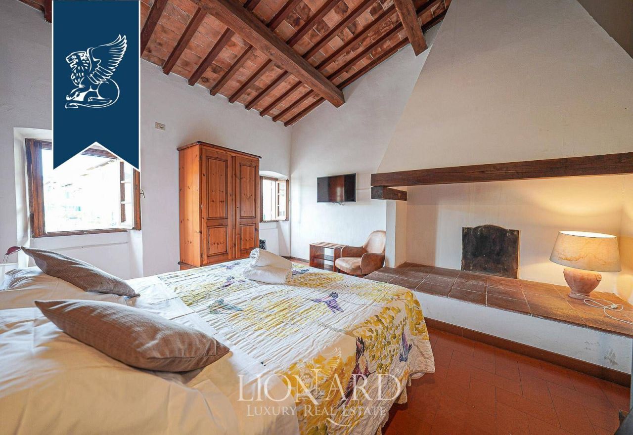 Hotel en Greve in Chianti, Italia, 800 m² - imagen 8