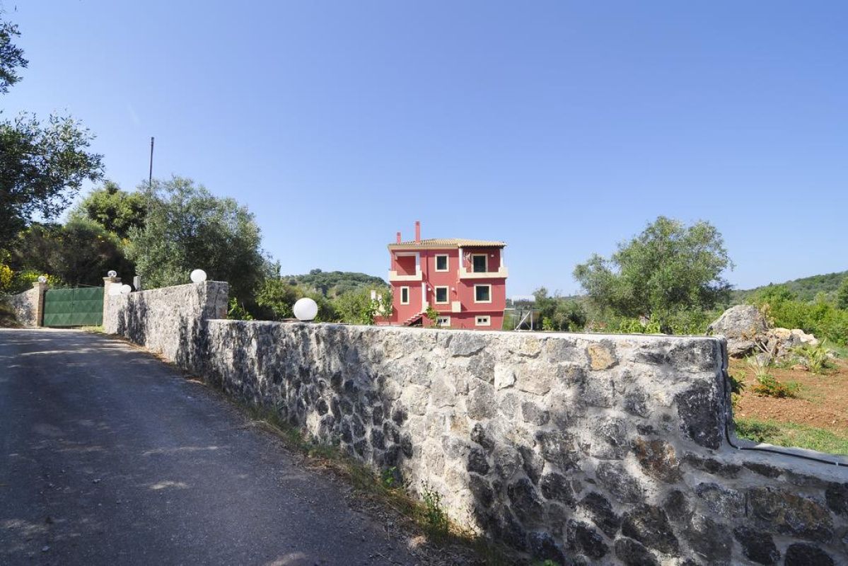 House on Ionian Islands, Greece, 270 m² - picture 1