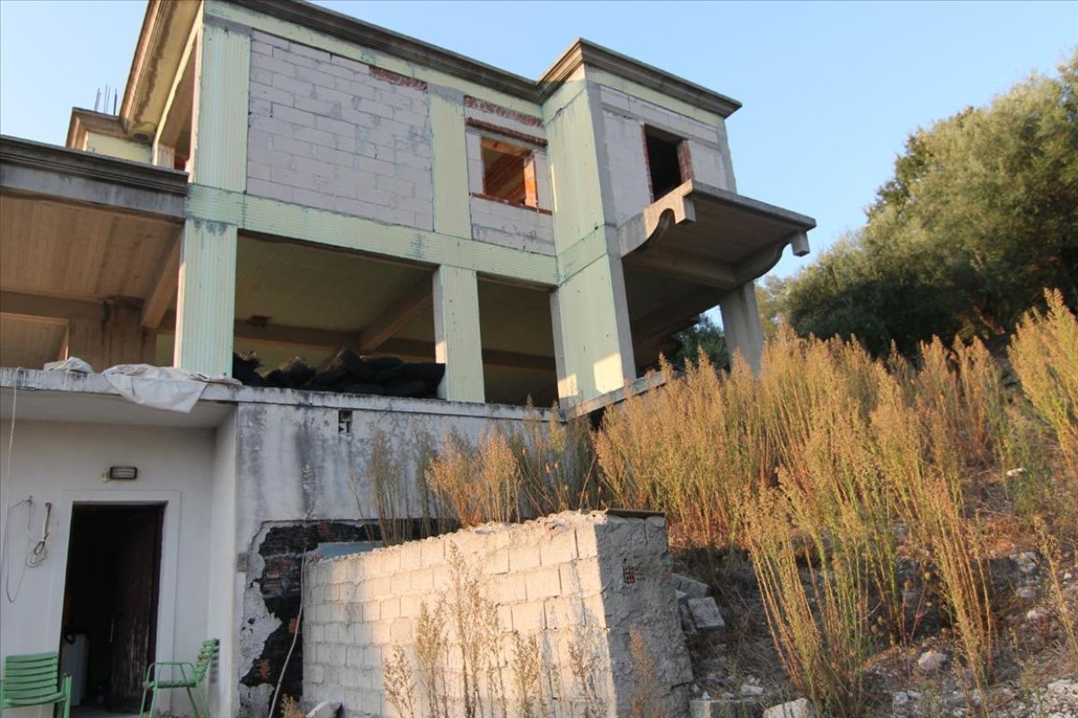 Casa en las Islas Jónicas, Grecia, 250 m² - imagen 1