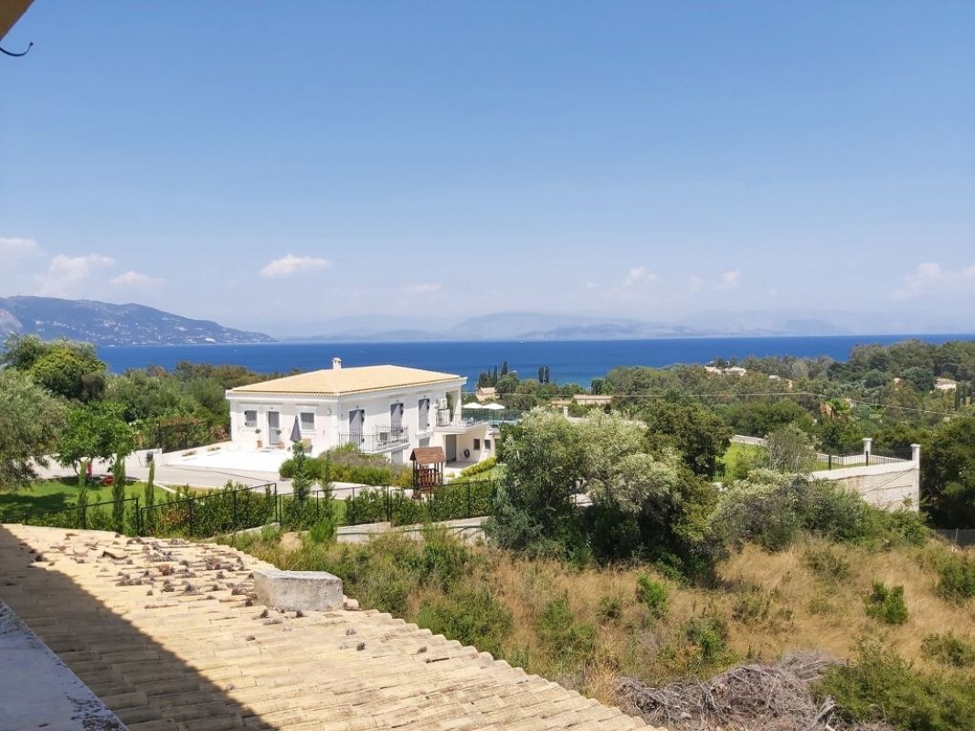House on Ionian Islands, Greece, 355 m² - picture 1