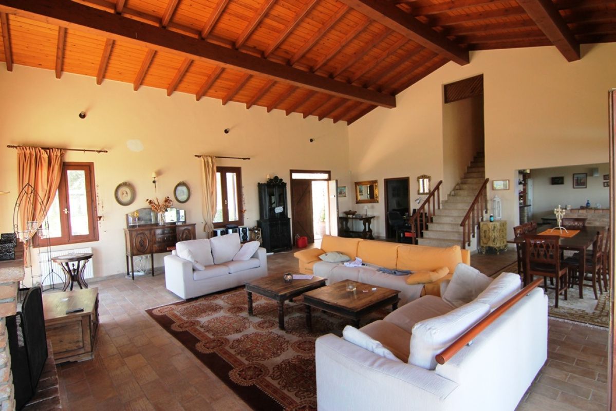 Haus in Ionische Inseln, Griechenland, 300 m² - Foto 14