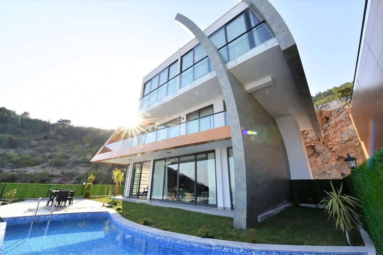 Villa en Alanya, Turquia, 400 m² - imagen 1
