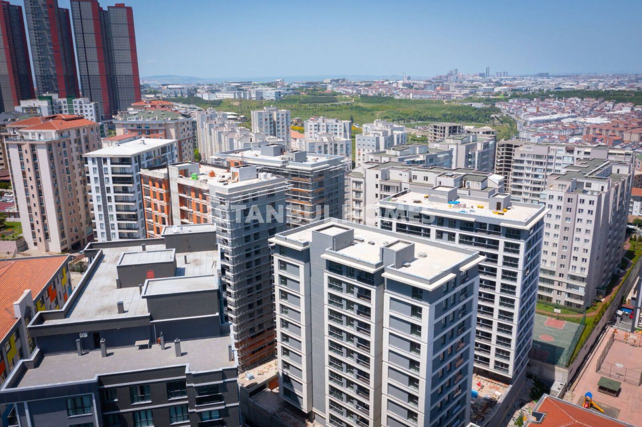 Appartement à Esenyourt, Turquie, 154 m² - image 1