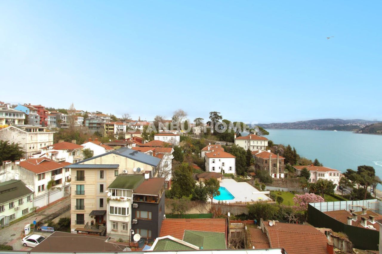 Apartment in Istanbul, Turkey, 400 m² - picture 1