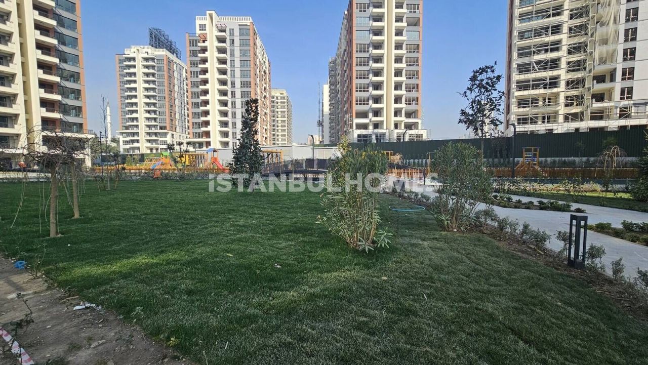 Apartment in Kartal, Turkey, 189 m² - picture 1