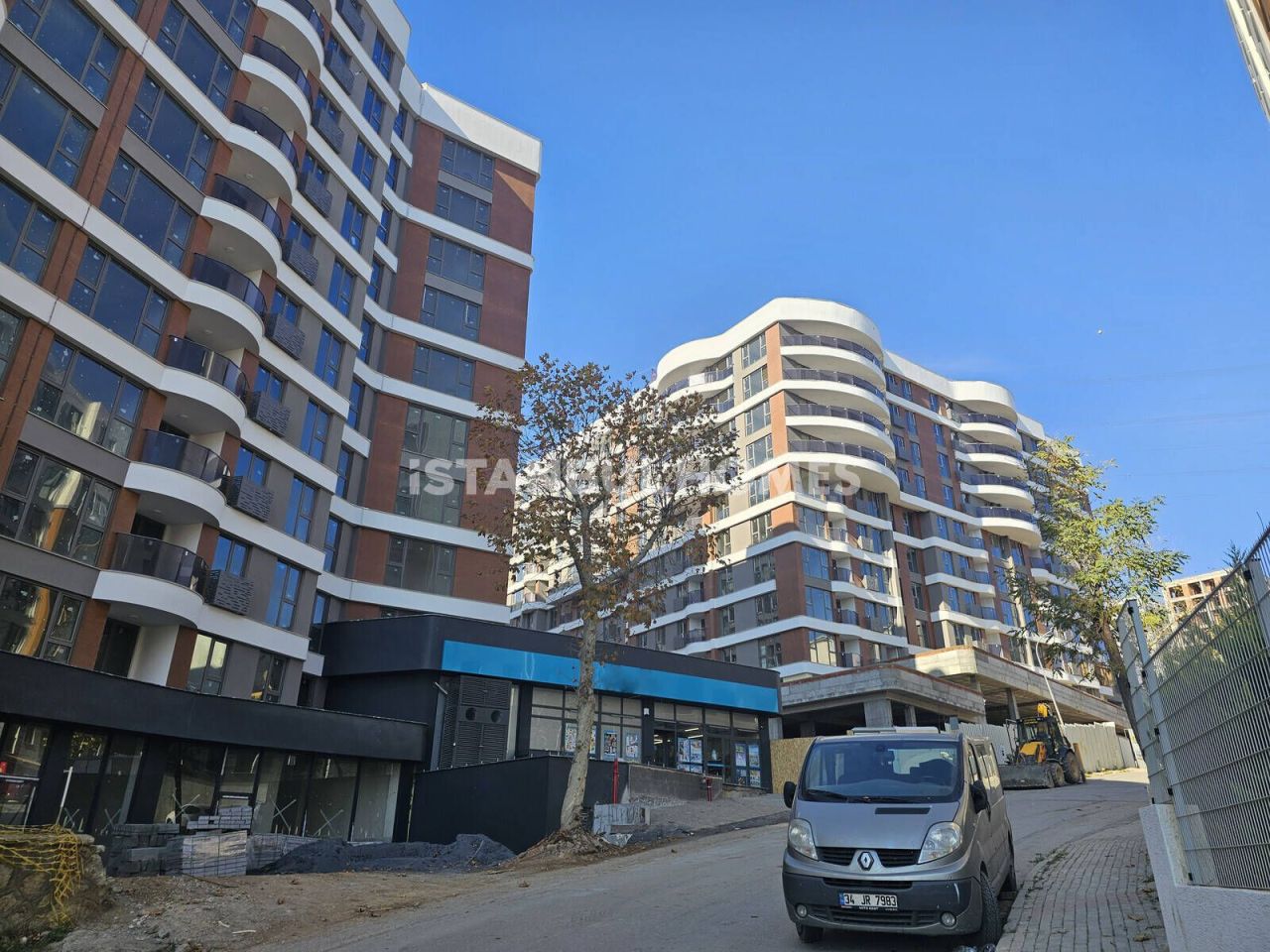Apartamento en Pendik, Turquia, 75 m² - imagen 1