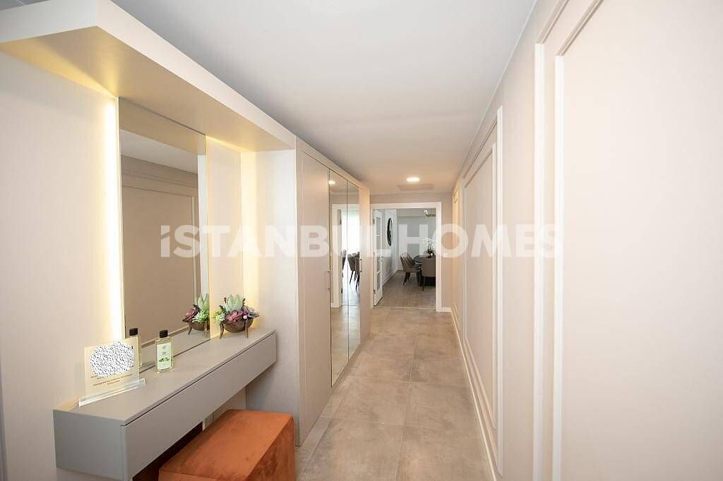 Apartment in Istanbul, Turkey, 245 m² - picture 1