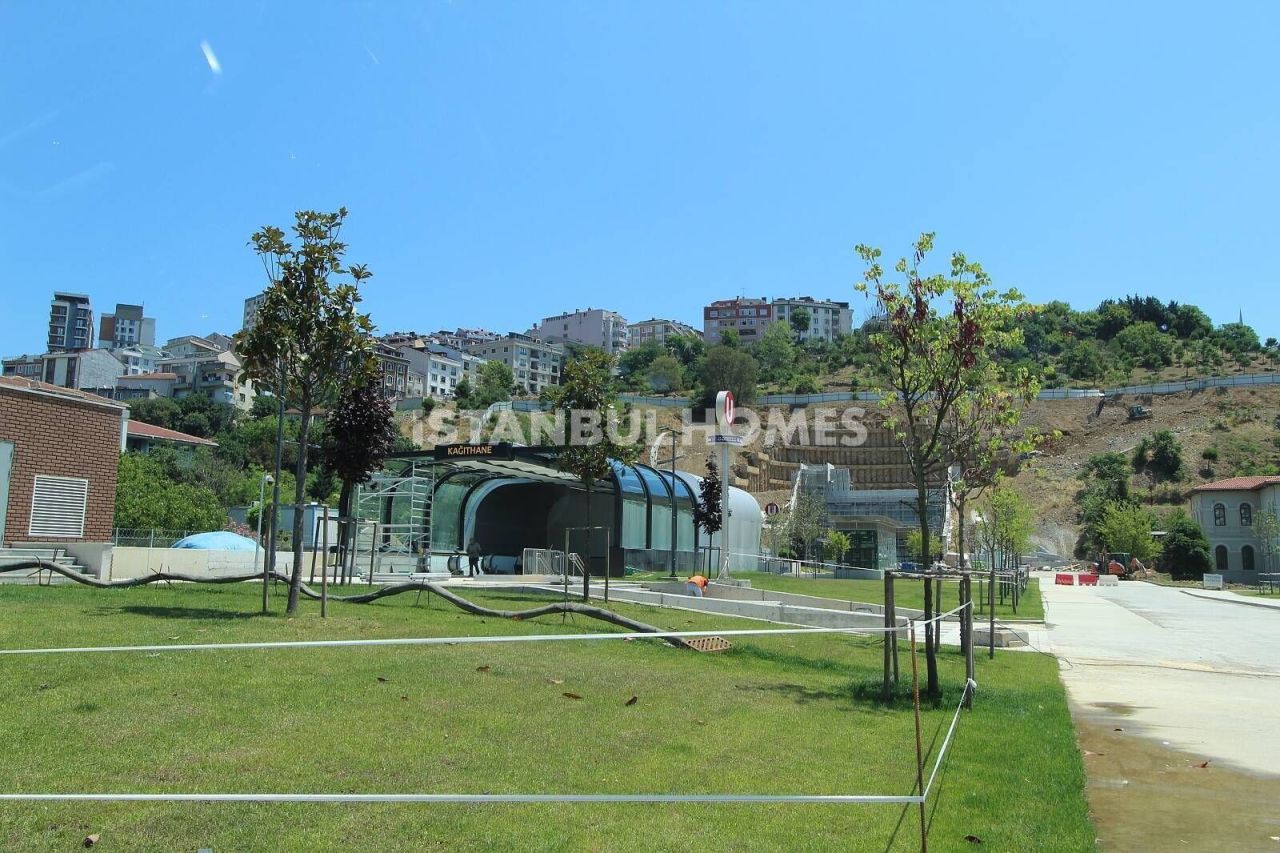 Apartment in Istanbul, Turkey, 134 m² - picture 1