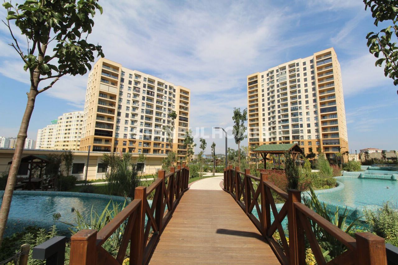 Apartamento en Estambul, Turquia, 133 m² - imagen 1