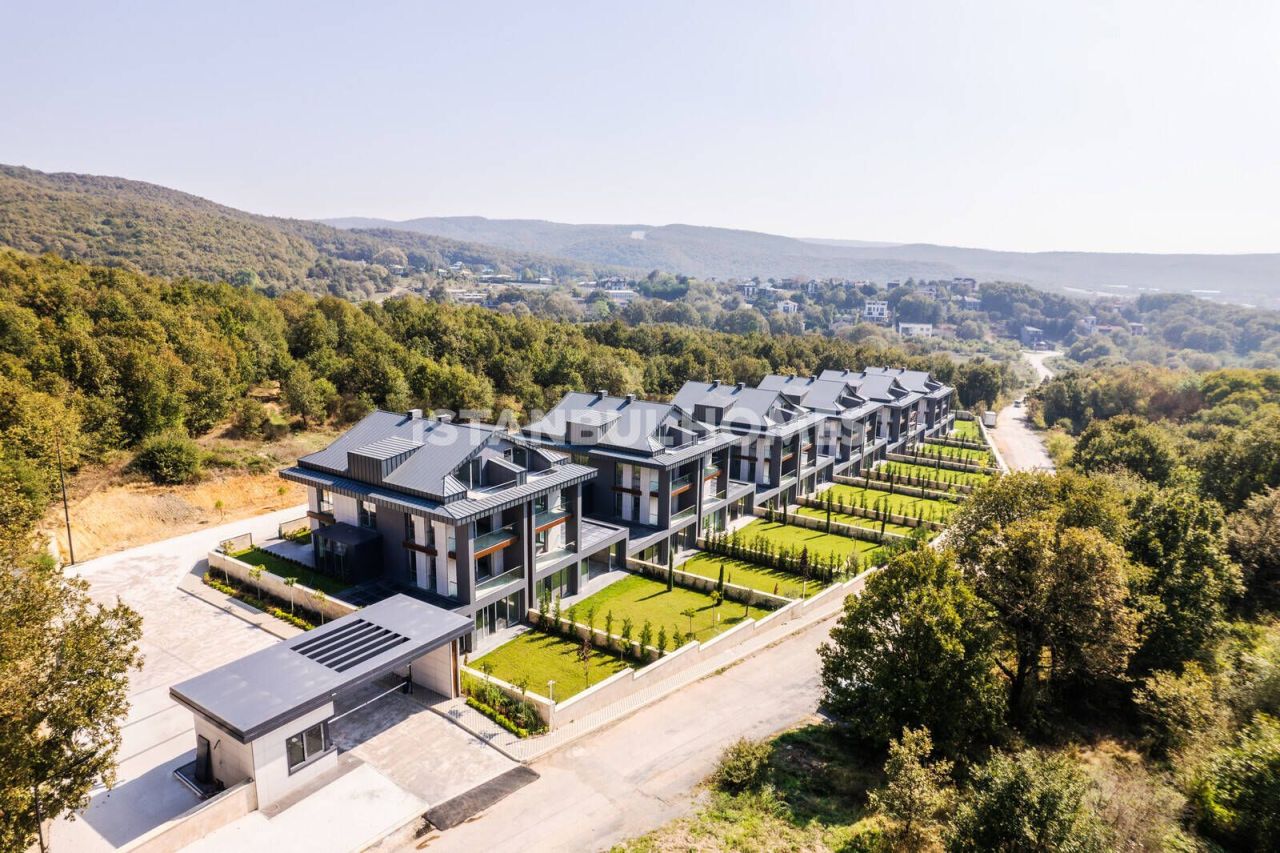 Villa in Çekmeköy, Türkei, 538 m² - Foto 2