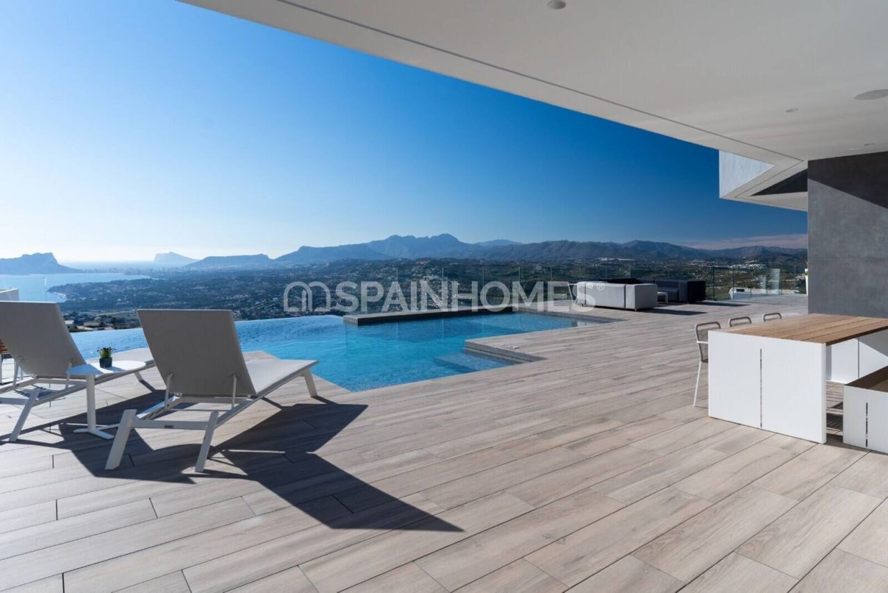 Villa in Benitachell, Spain, 693 m² - picture 1