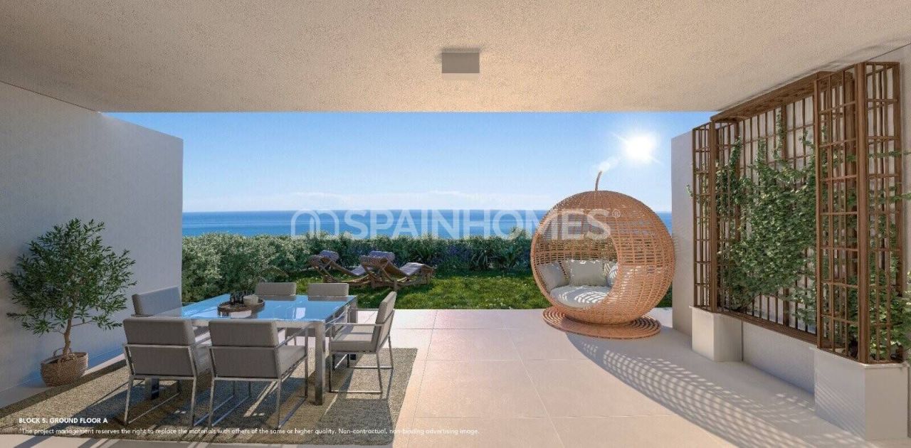 Apartment in Fuengirola, Spain, 86 m² - picture 1