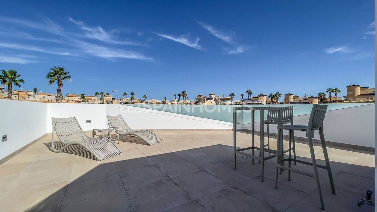 Villa in Orihuela, Spain, 150 m² - picture 1
