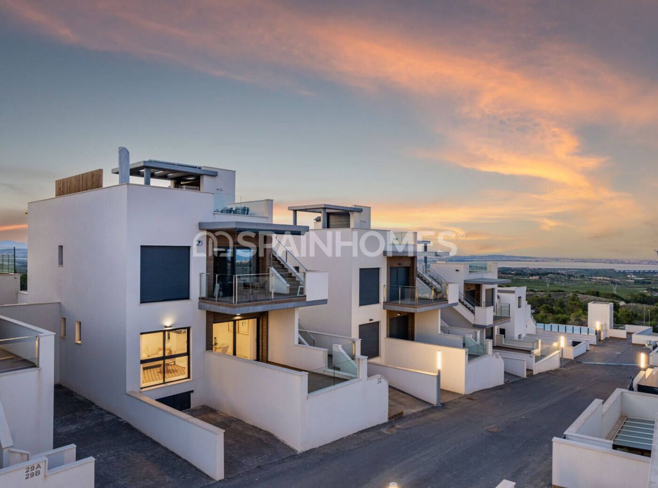 Apartment in San Miguel de Salinas, Spanien, 92 m² - Foto 1