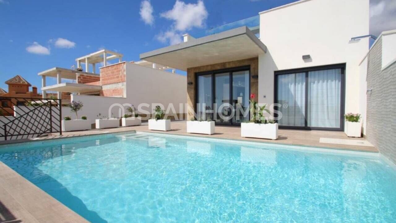 Villa in Orihuela, Spain, 197 m² - picture 1