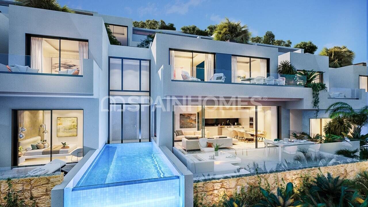 Villa in Benalmadena, Spain, 277 m² - picture 1