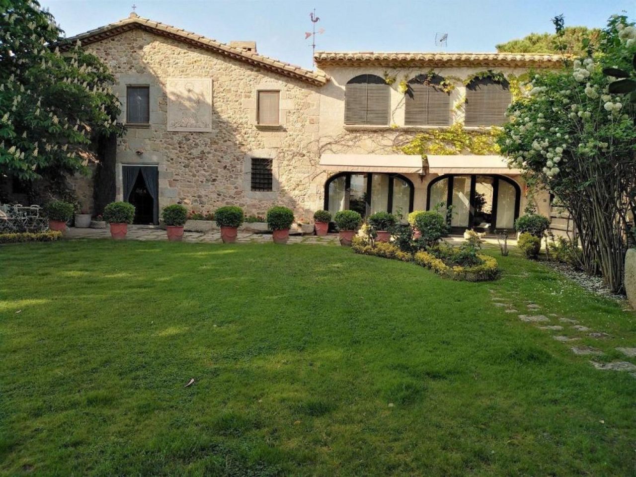 Manoir à Santa Cristina d'Aro, Espagne, 926 m² - image 1