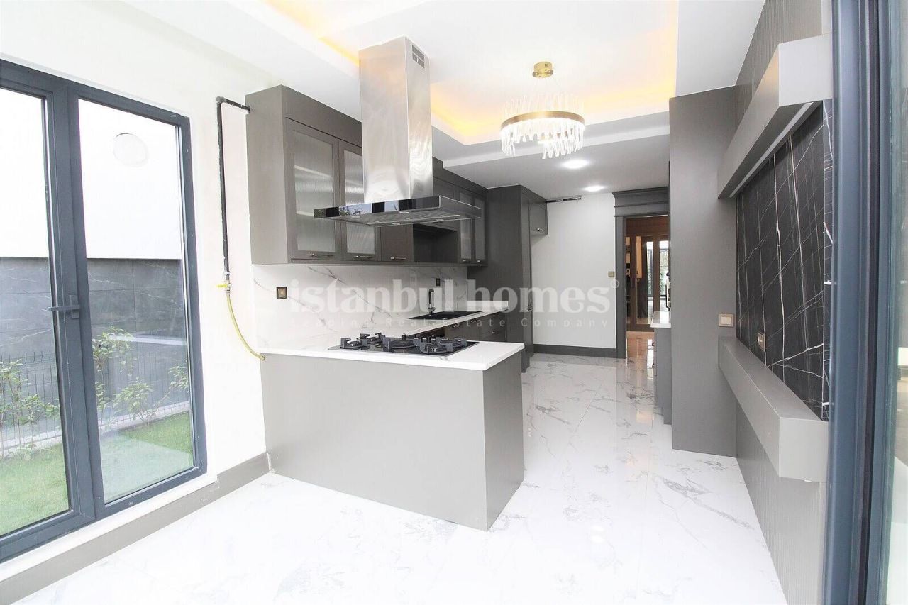 Villa a Başakşehir, Turchia, 635 m² - foto 10