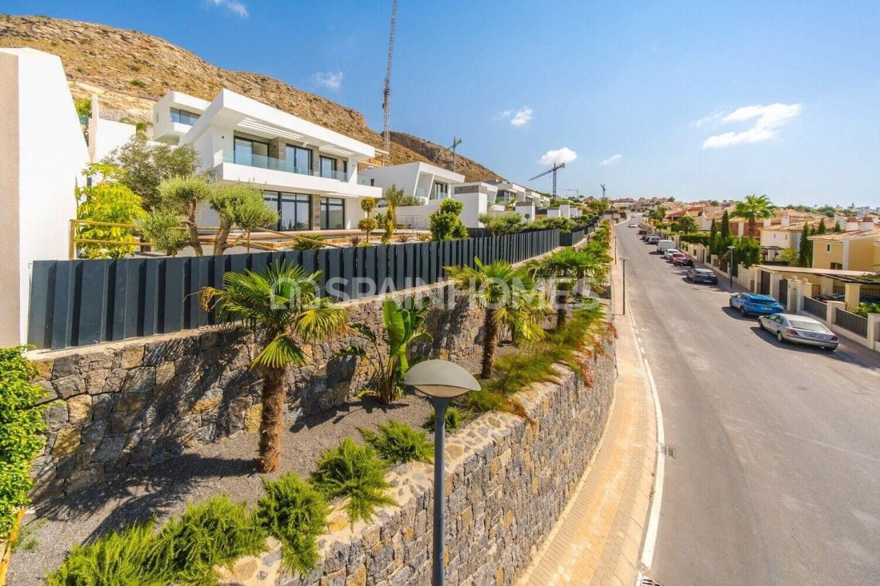 Villa à Finestrat, Espagne, 998 m² - image 8