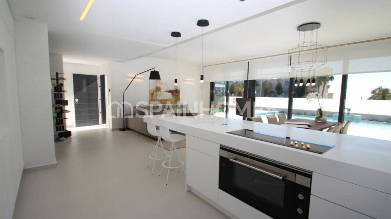 Villa in San Miguel de Salinas, Spanien, 144 m² - Foto 14