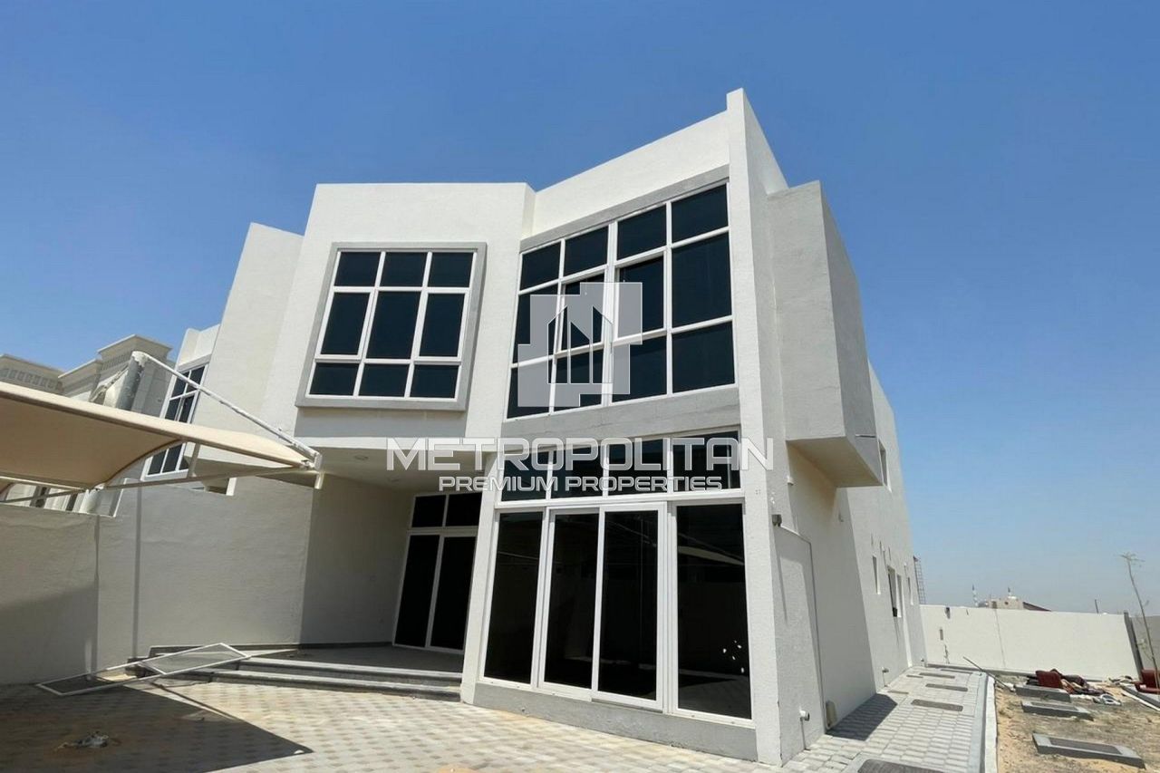 Villa en Sharjah, EAU, 986 m² - imagen 1