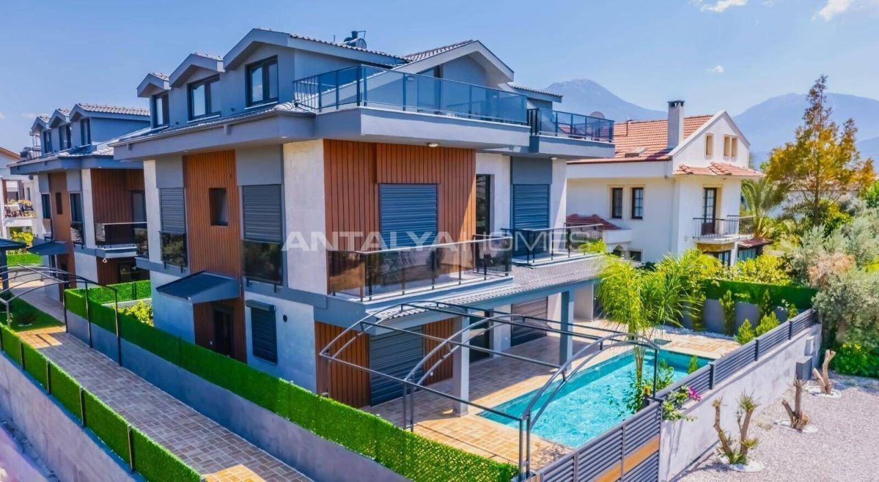 Villa in Fethiye, Turkey, 275 m² - picture 1