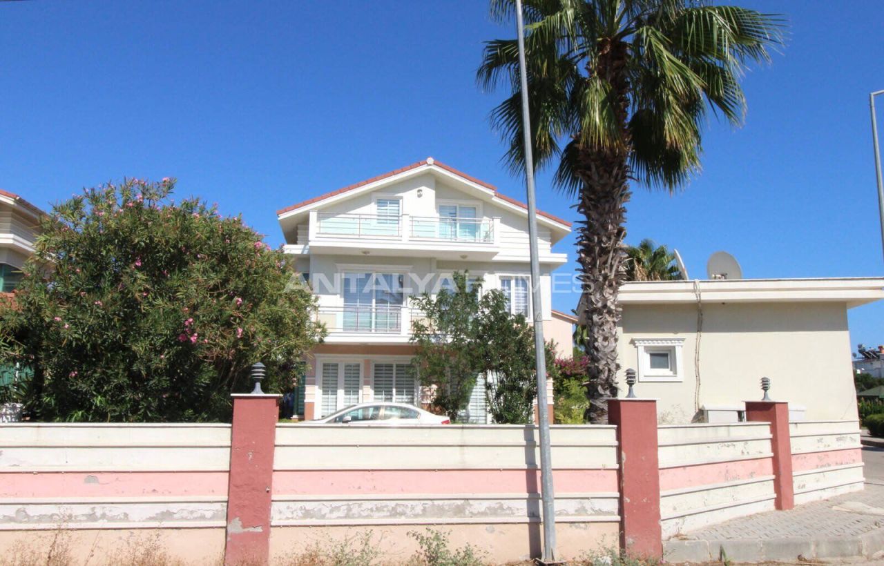 Villa en Belek, Turquia, 240 m² - imagen 1