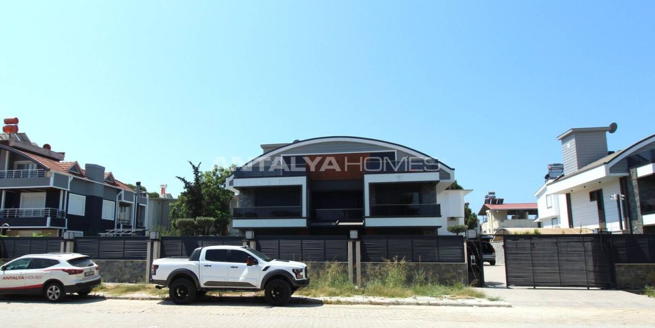 Villa in Serik, Turkey, 500 m² - picture 1