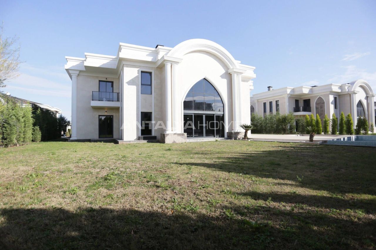 Villa in Antalya, Turkey, 1 200 m² - picture 1
