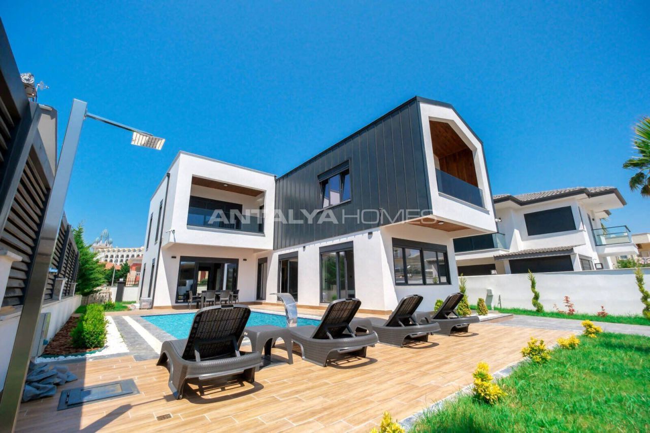 Villa en Belek, Turquia, 330 m² - imagen 1