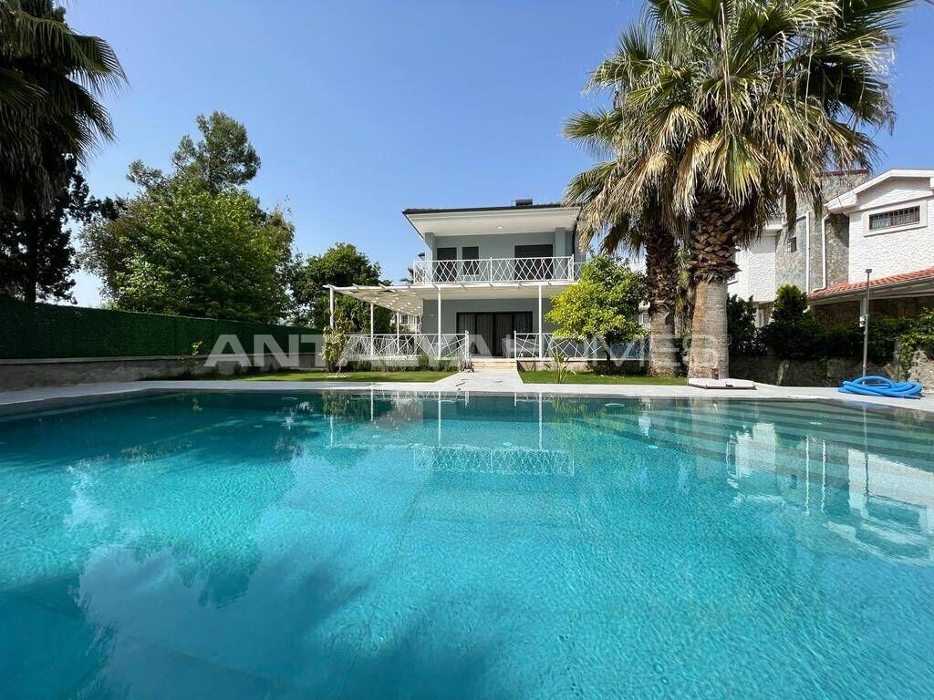 Villa à Fethiye, Turquie, 170 m² - image 1