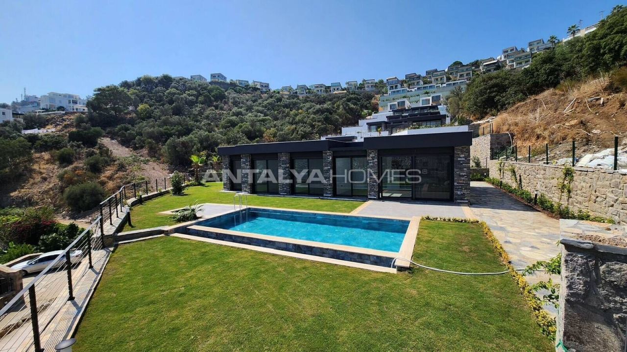 Villa à Bodrum, Turquie, 182 m² - image 1