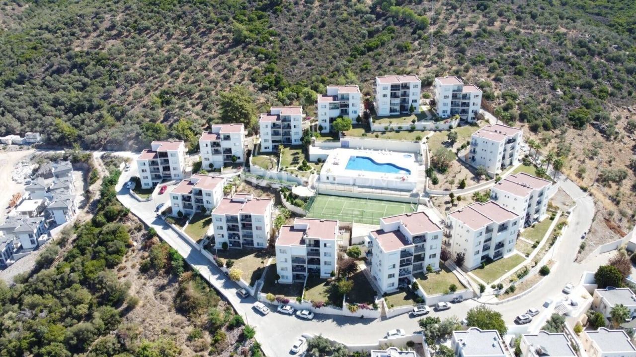 Apartment in Milas, Turkey, 110 m² - picture 1