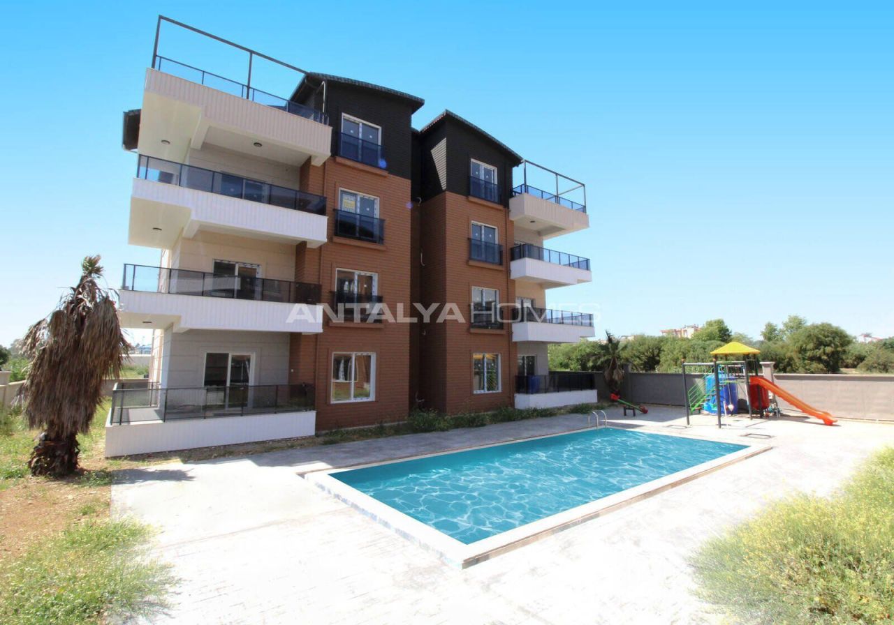 Apartment in Serik, Turkey, 100 m² - picture 1