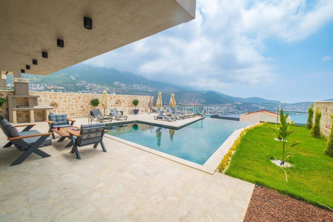 Villa à Kalkan, Turquie, 300 m² - image 8